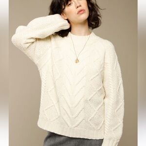 Route cable knit mock neck fisherman sweater size 38